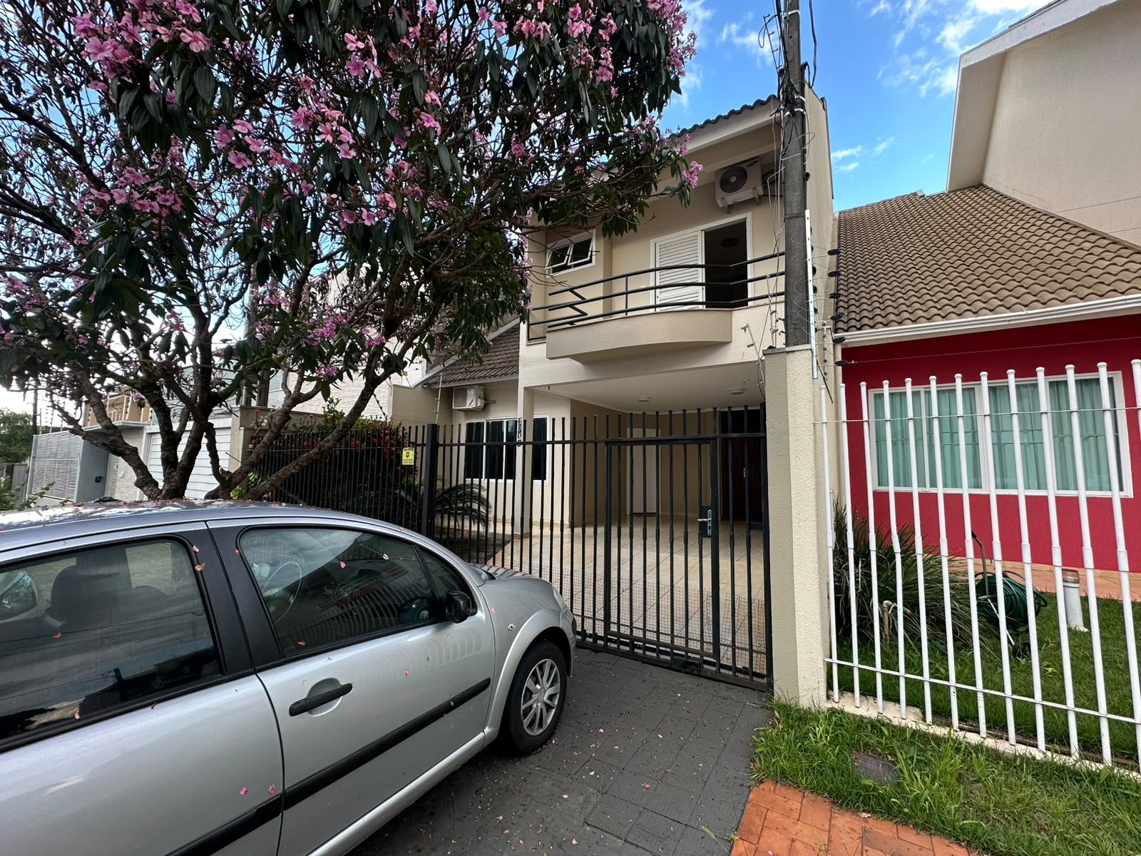 Sobrado com piscina